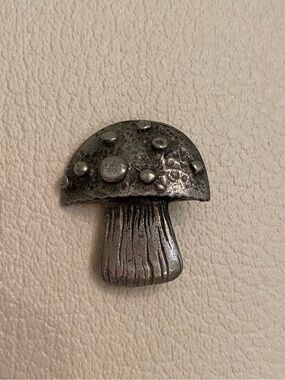 Vintage MCM Mushroom Pewter Brooch by Metzke